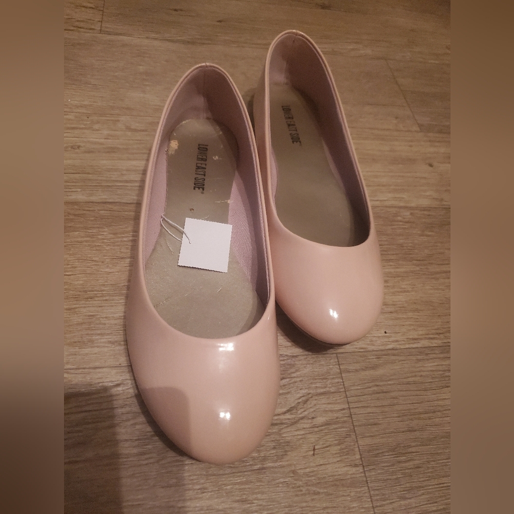 Peach Cream Flat Patent Shoes Lower East Side Womens US Size 9.5 NWT